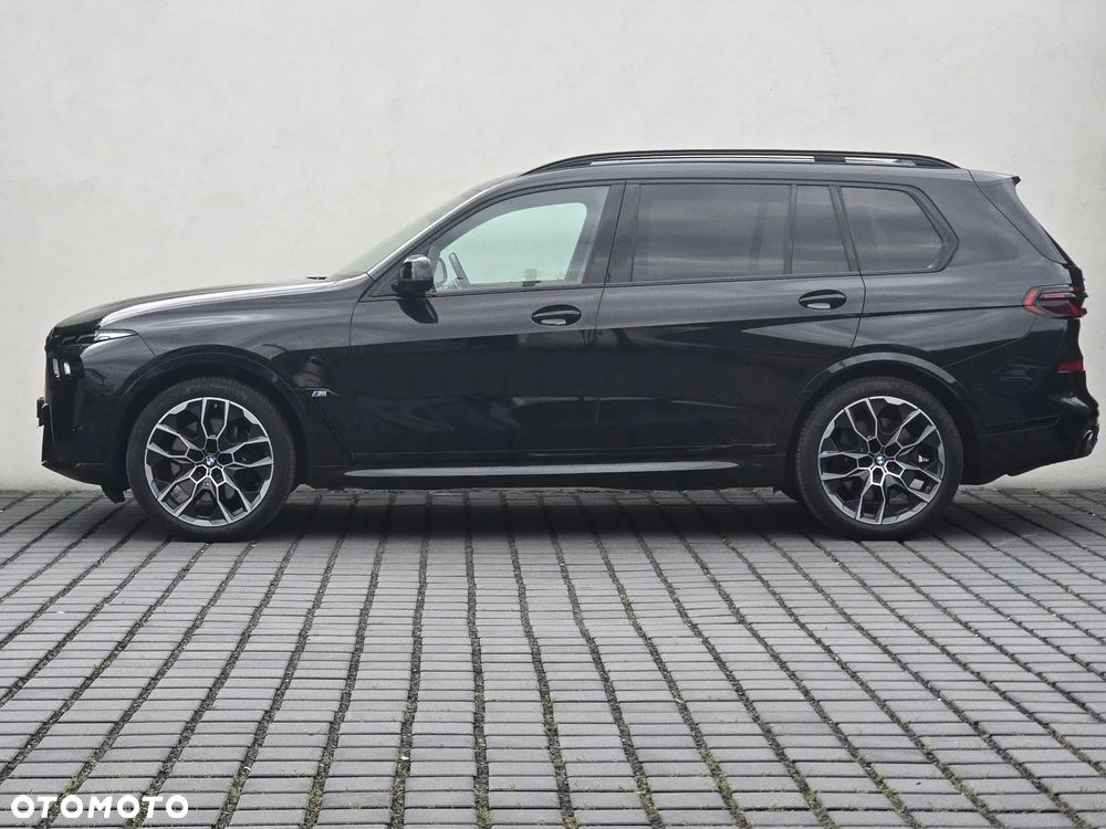 BMW X7 M60i xDrive mHEV sport - 3
