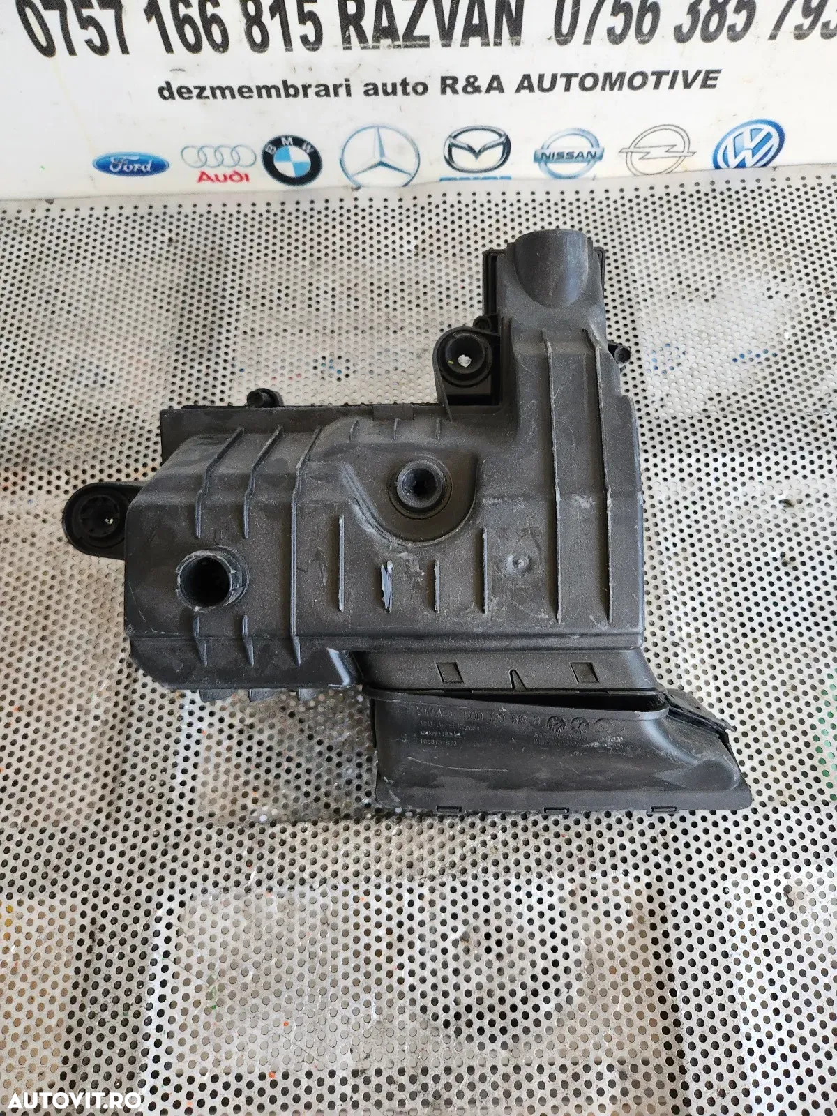 Carcasa Filtru Aer Vw Seat Skoda Audi Cod 5QE An 2012-2013-2014-2015-2016-2017-2018-2019-2020 - 4