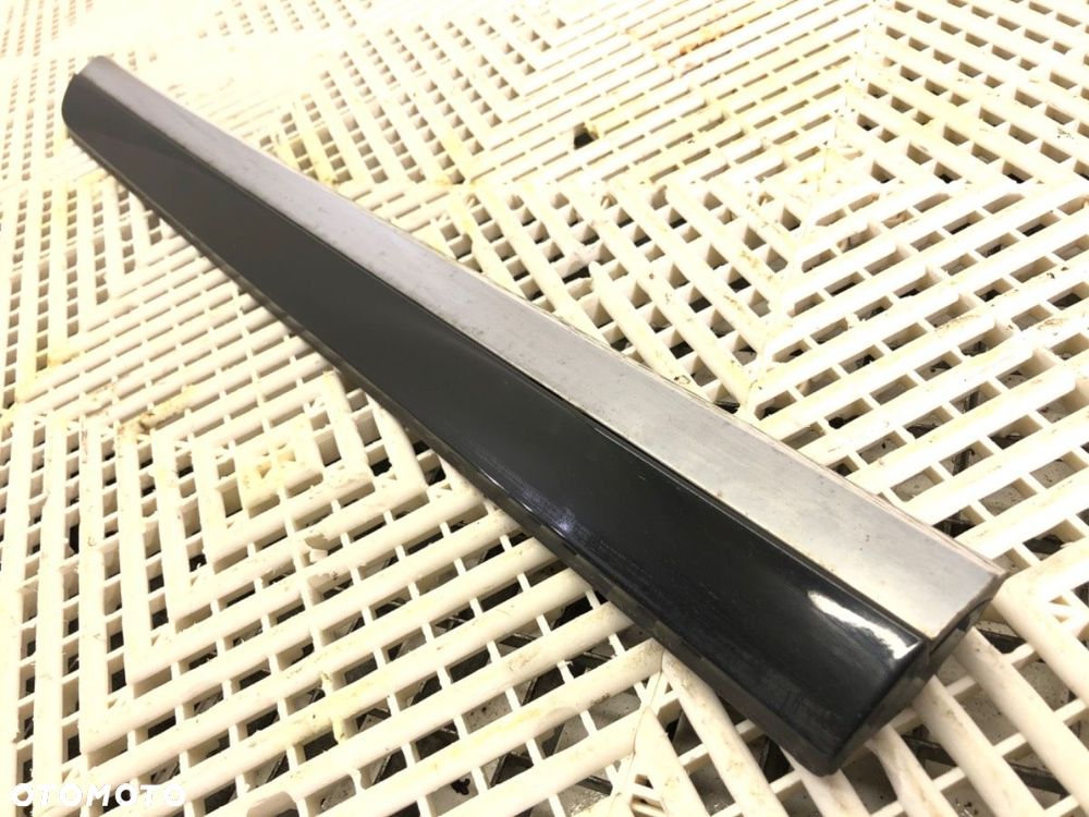 LISTWA DRZWI PRAWY TYŁ - 69.00 PLN - VW PASSAT B8 Variant (3G5, CB5) 2014 - 2022 2.0 TDI 4motion - 3