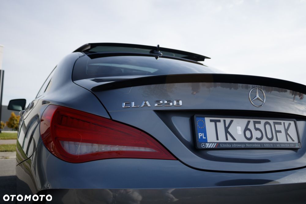 Mercedes-Benz CLA - 28