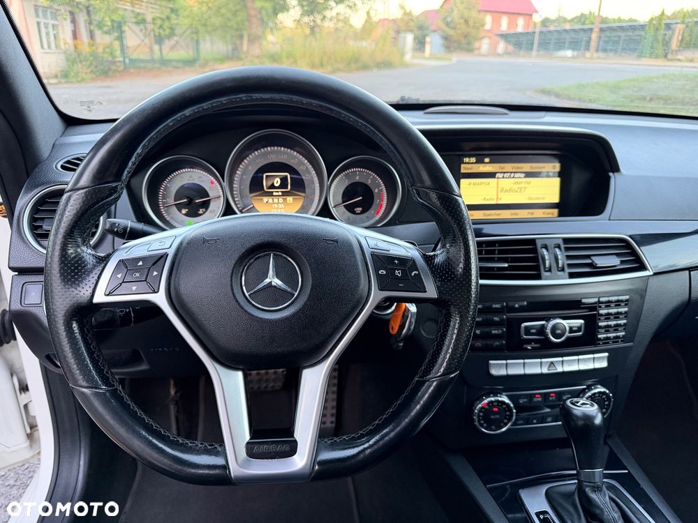 Mercedes-Benz Klasa C 250 7G-TRONIC Edition - 13
