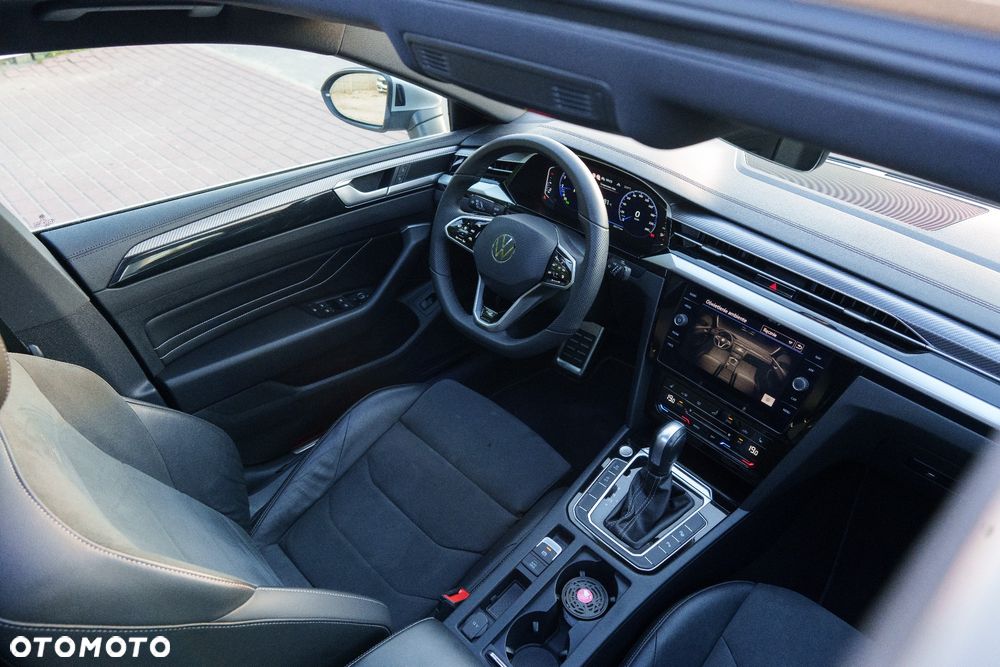 Volkswagen Arteon 2.0 TSI DSG R-Line - 23