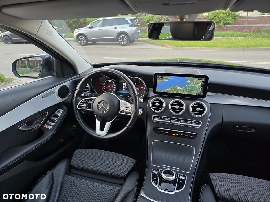 Mercedes-Benz Klasa C 220 d 9G-TRONIC - 35