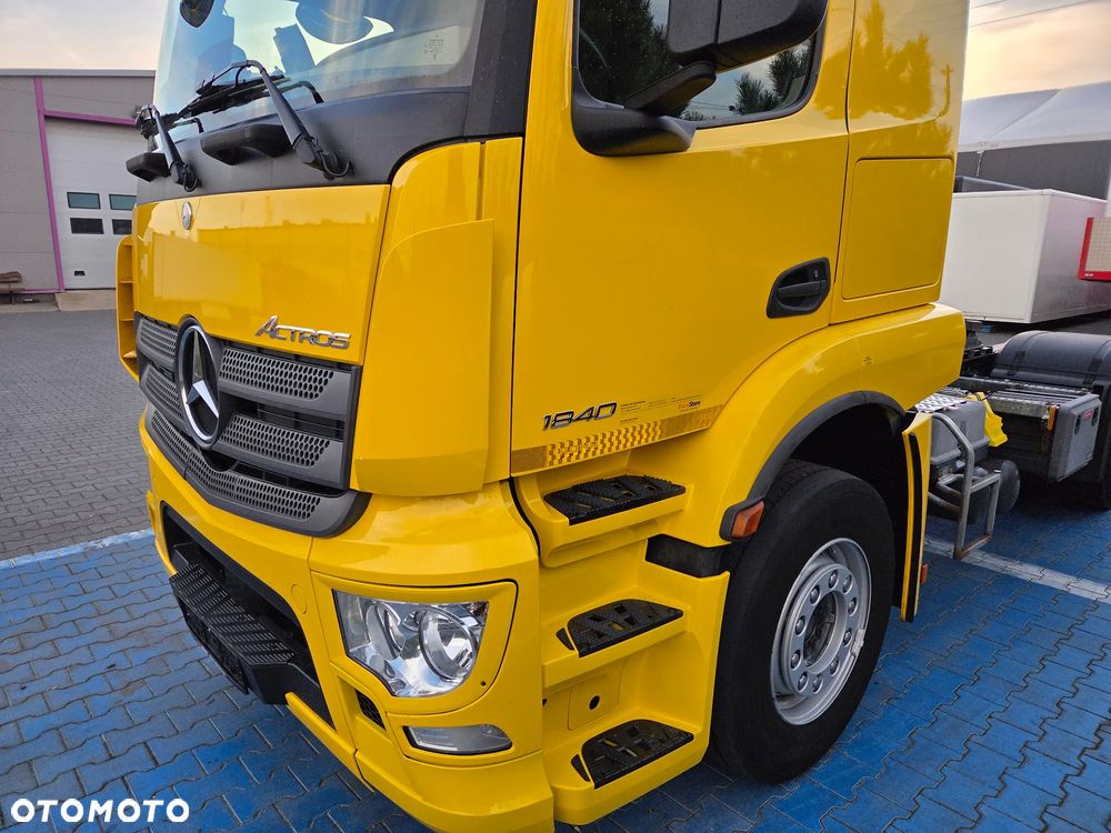 Mercedes-Benz Actros - 10