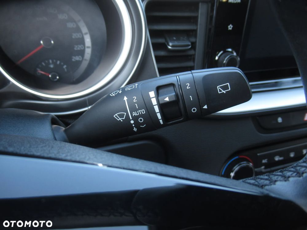Kia Ceed 1.5 T-GDI M - 15