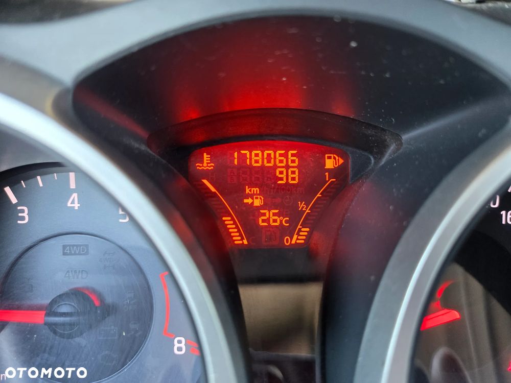 Nissan Juke 1.6 T Acenta - 12