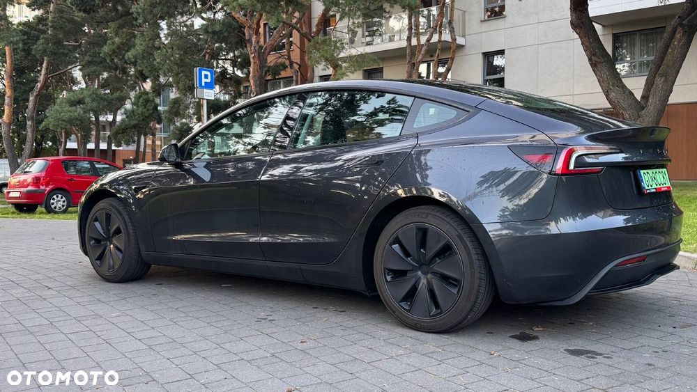 Tesla Model 3 Langstreckenbatterie Allradantrieb Dual Motor - 5
