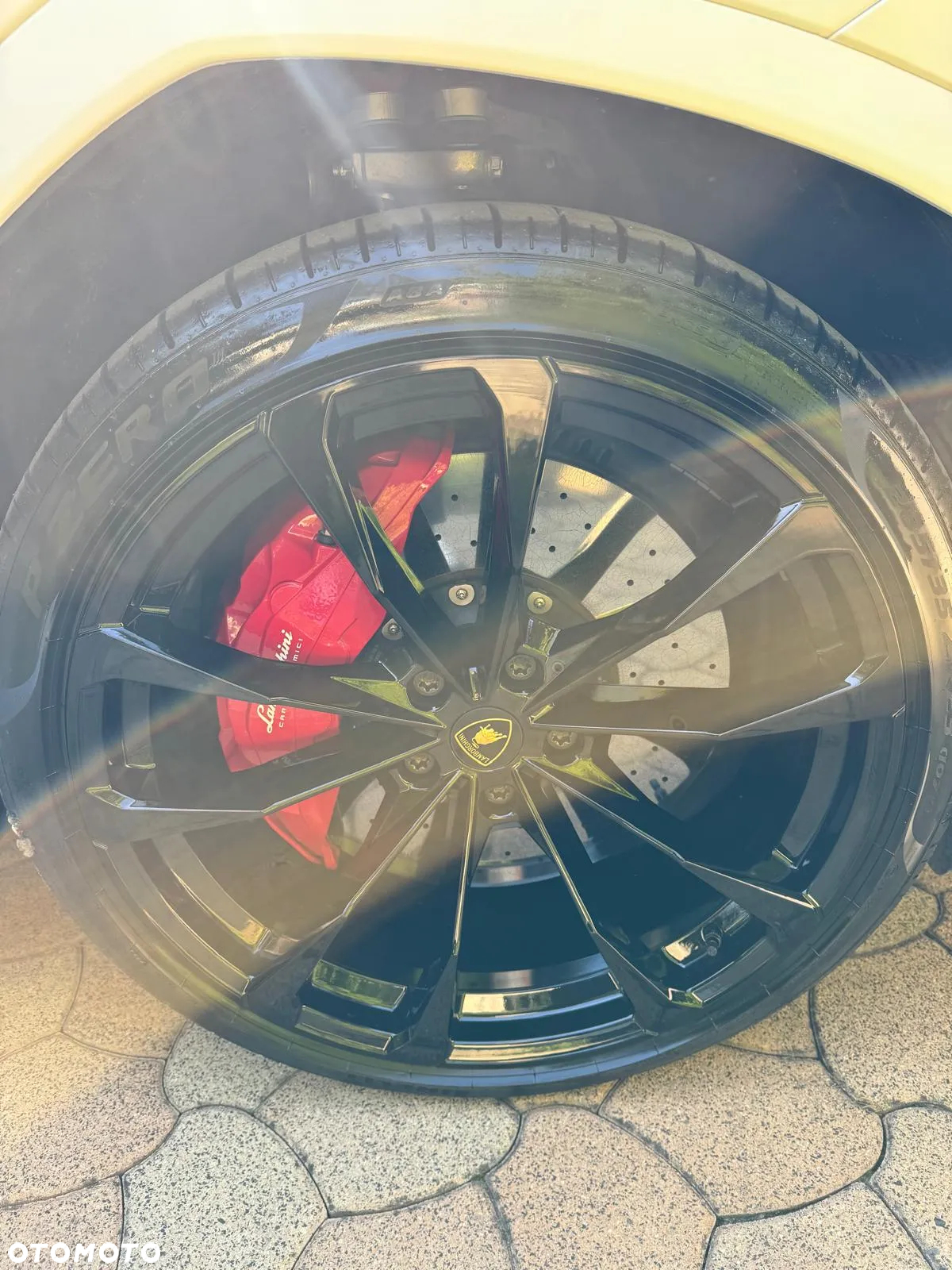 Lamborghini Urus Standard