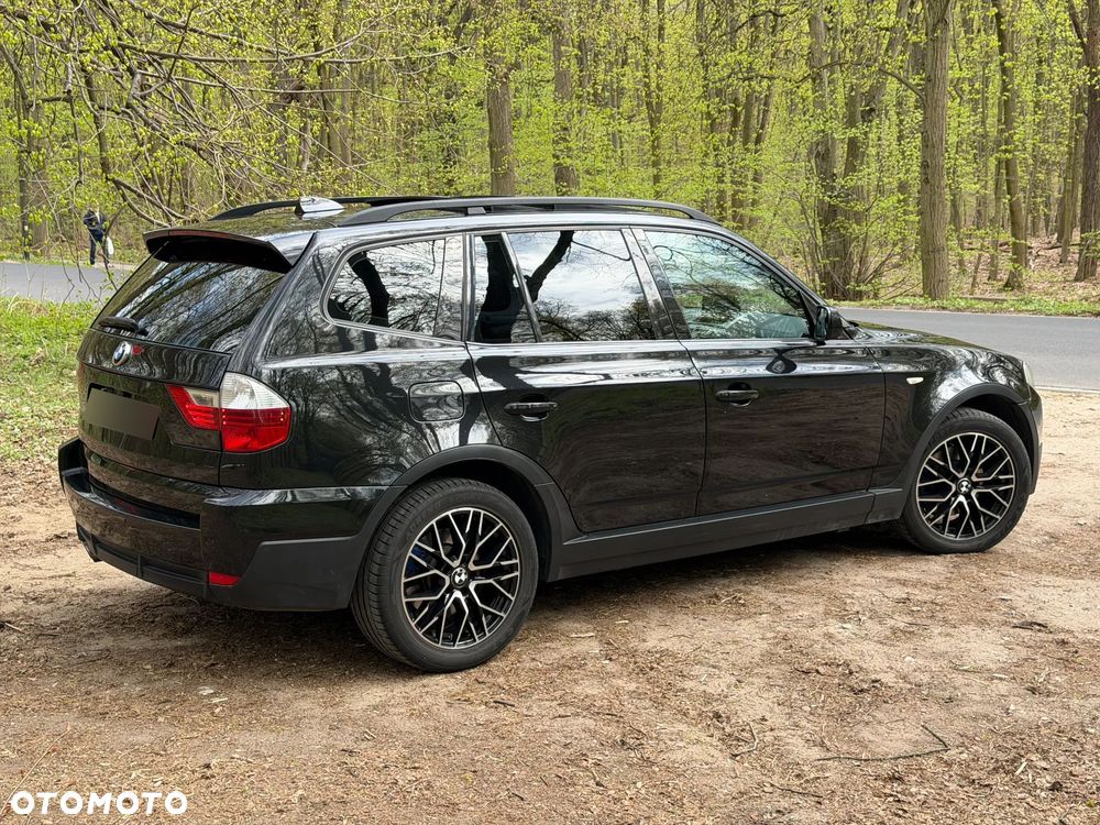 BMW X3 3.0si - 8