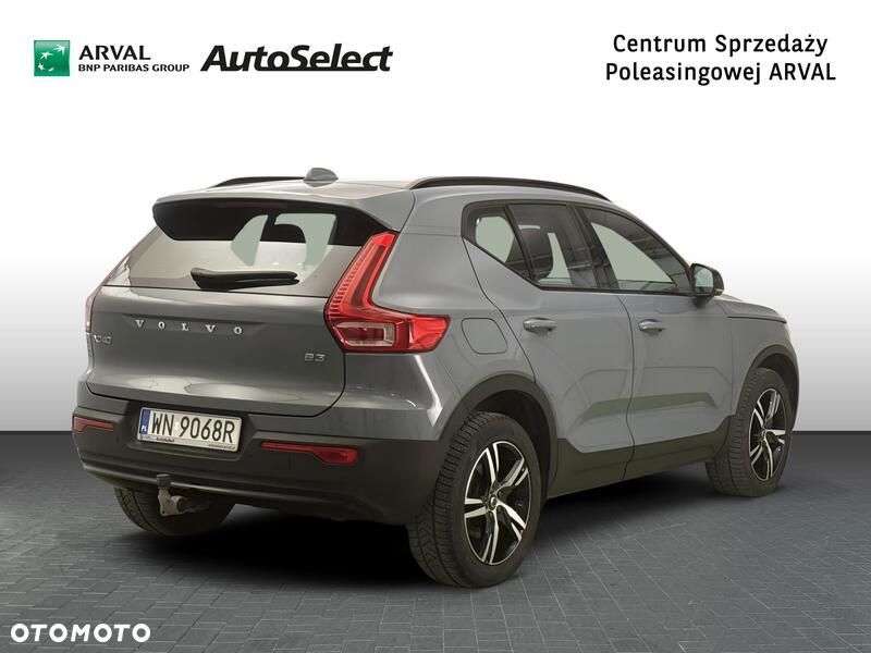 Volvo XC 40 B3 Plus Dark - 6