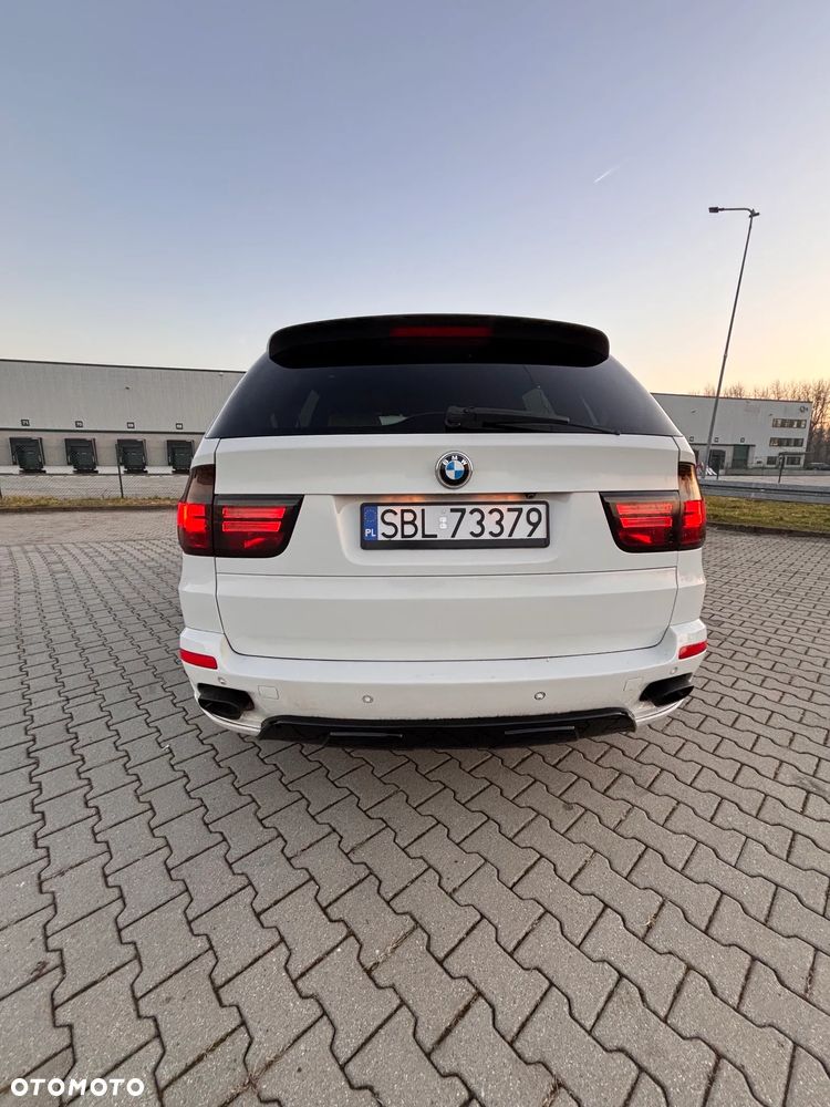 BMW X5 xDrive48i - 5