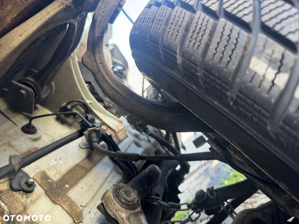 Mercedes-Benz Klasa C 180 9G-TRONIC Edition - 11