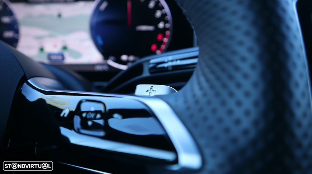 Mercedes-Benz GLC 300 de Coupe 4Matic - 24