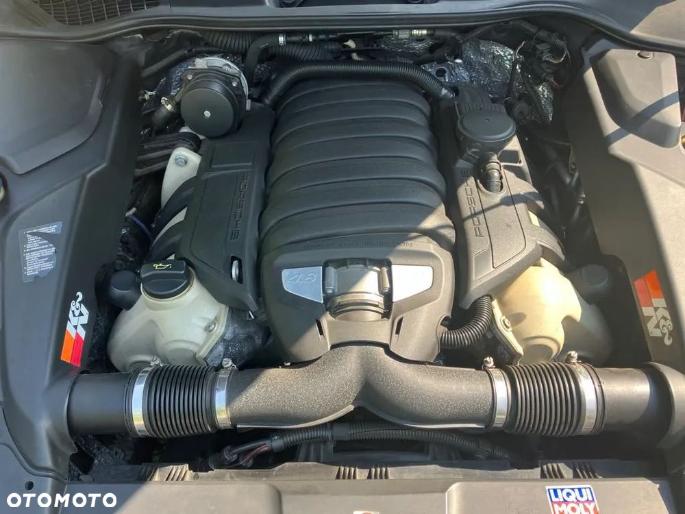 Porsche Cayenne S - 18