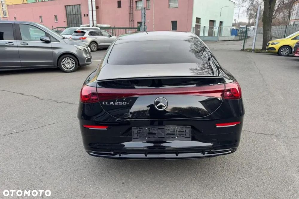 Mercedes-Benz CLA 250+ 85kWh - 8