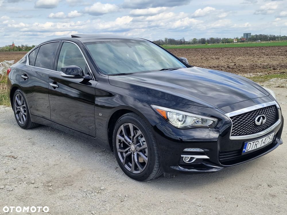 Infiniti Q50 - 8