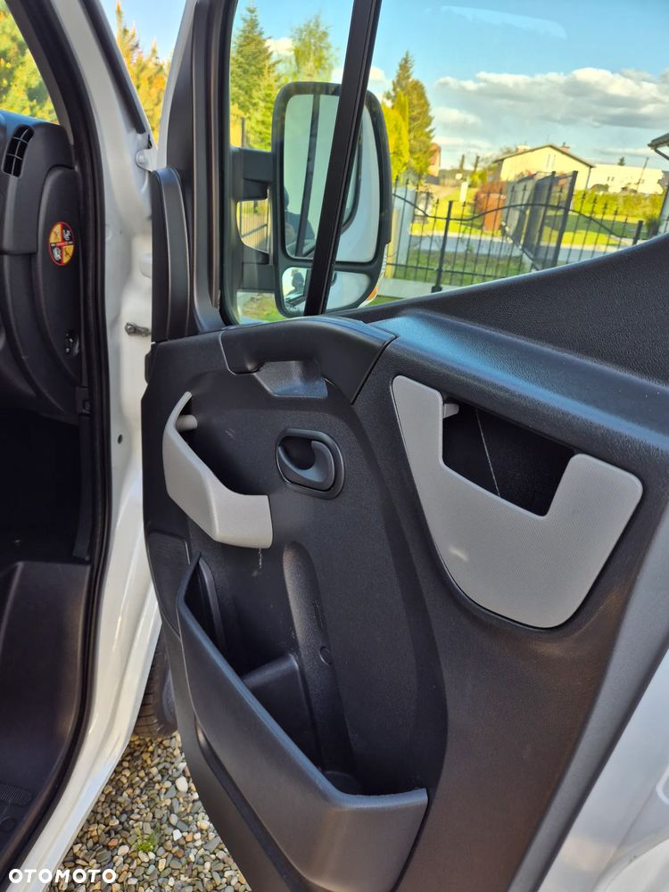 Renault Master - 16