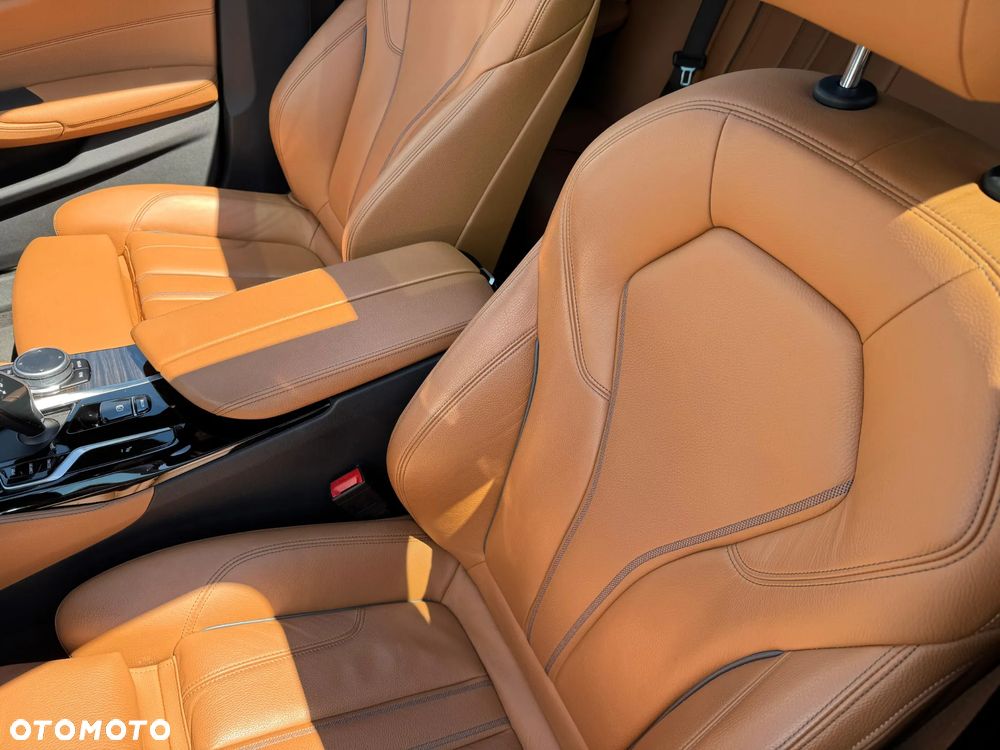 BMW Seria 5 530i GPF M Sport sport - 12