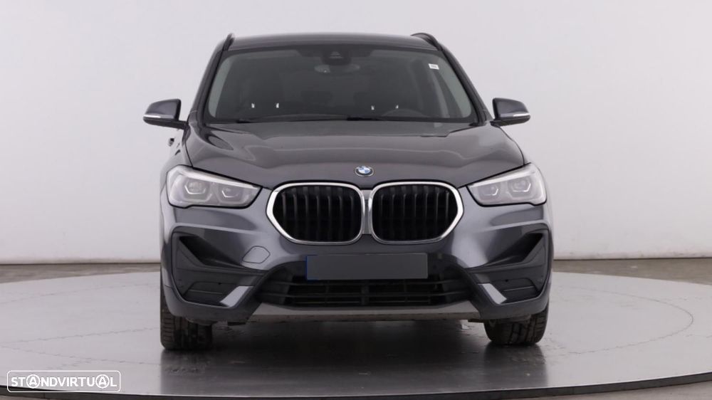 BMW X1 25 e xDrive — fotografia 6