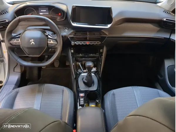 Peugeot 2008 1.2 PureTech Allure - 26