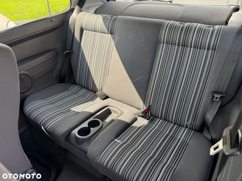Volkswagen Fox - 9