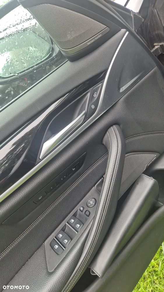 BMW Seria 5 520d Sport Line sport - 14