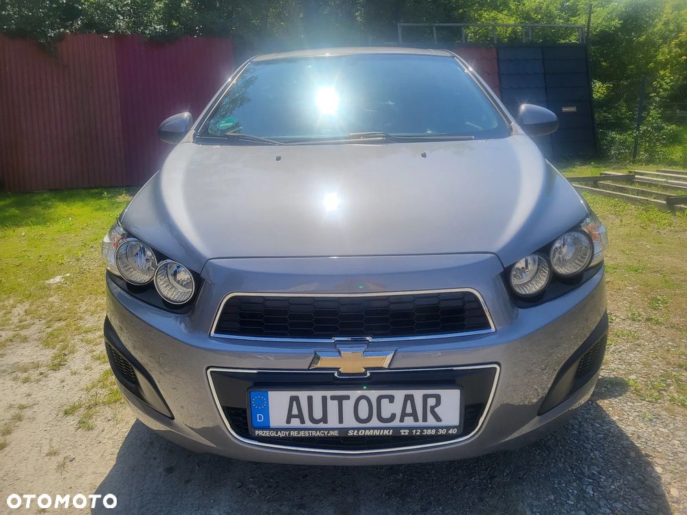 Chevrolet Aveo 1.6 LTZ - 8