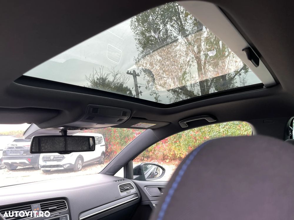 Volkswagen Golf 1.4 GTE Plug-In-Hybrid DSG - 14