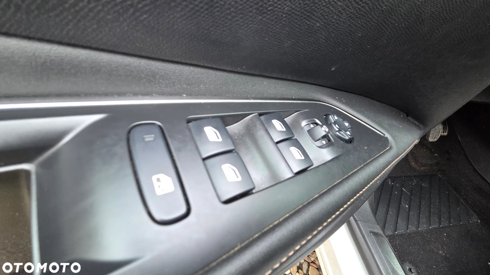 Peugeot 5008 PureTech 130 Allure - 11