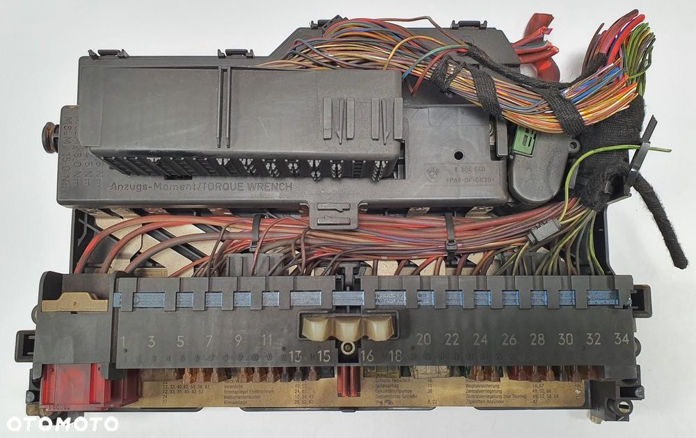 SKRZYNKA BEZPIECZNIKÓW MODUŁ BSI BMW 3 E46 8364542 - 1