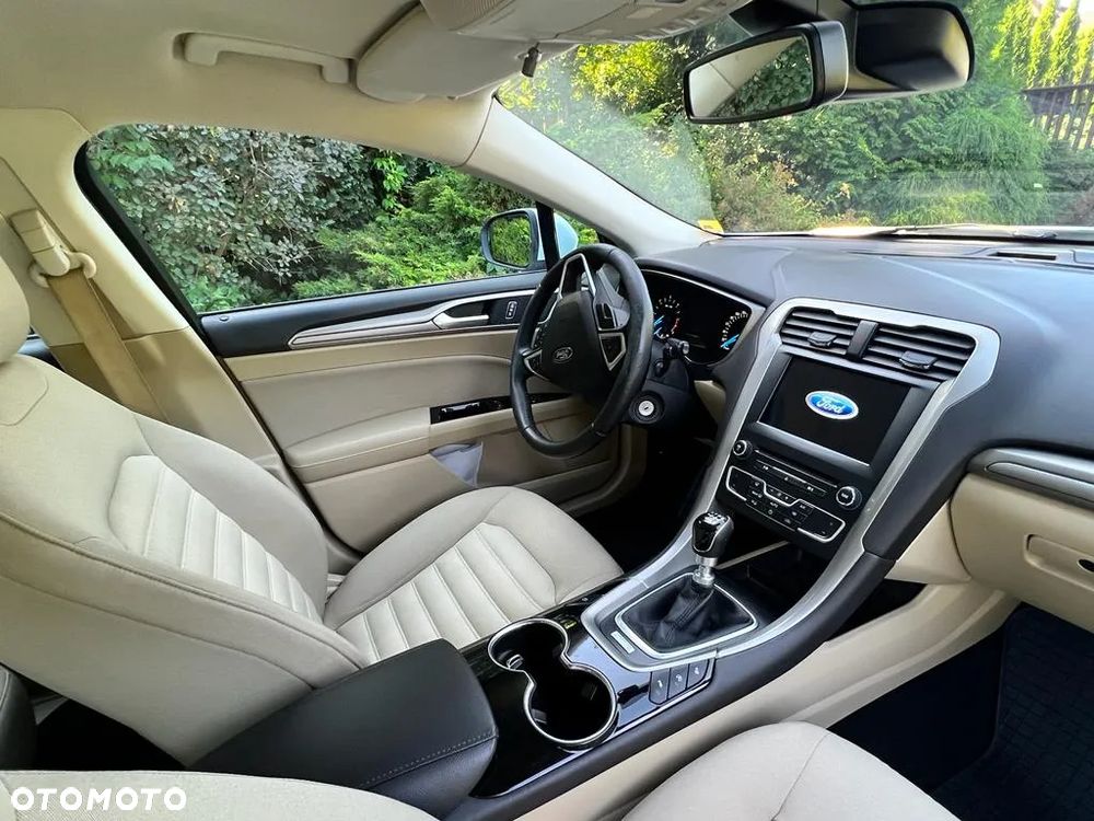 Ford Mondeo 2.0 TDCi Trend - 12