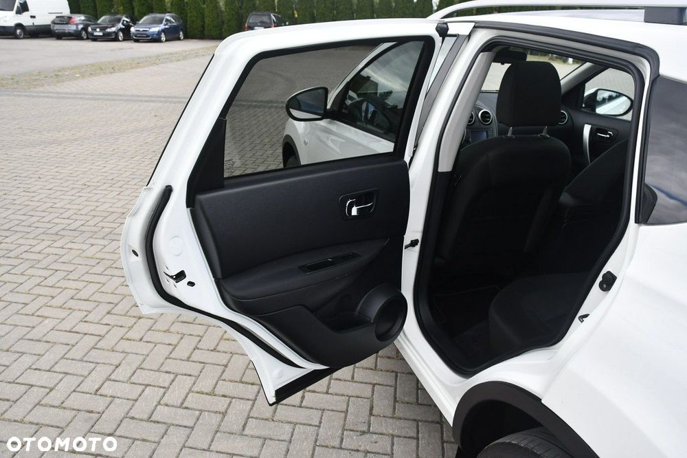 Nissan Qashqai - 14