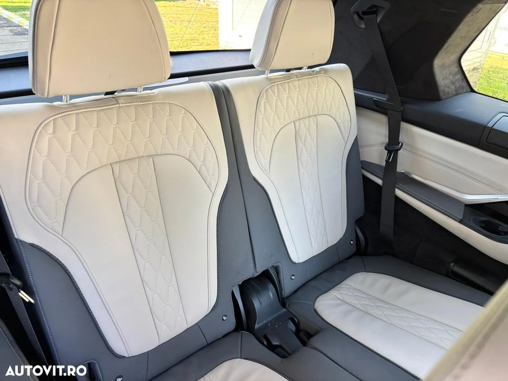 BMW X7 xDrive40i AT MHEV - 20