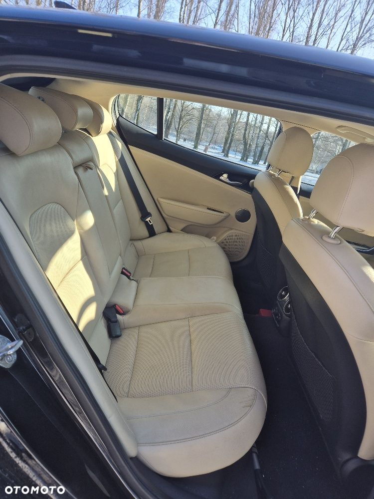 Kia Stinger 2.0 T-GDI GT Line - 19