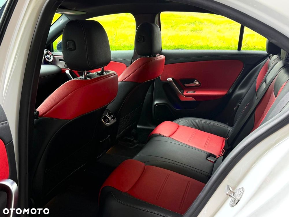 Mercedes-Benz Klasa A 220 AMG Line 7G-DCT - 6