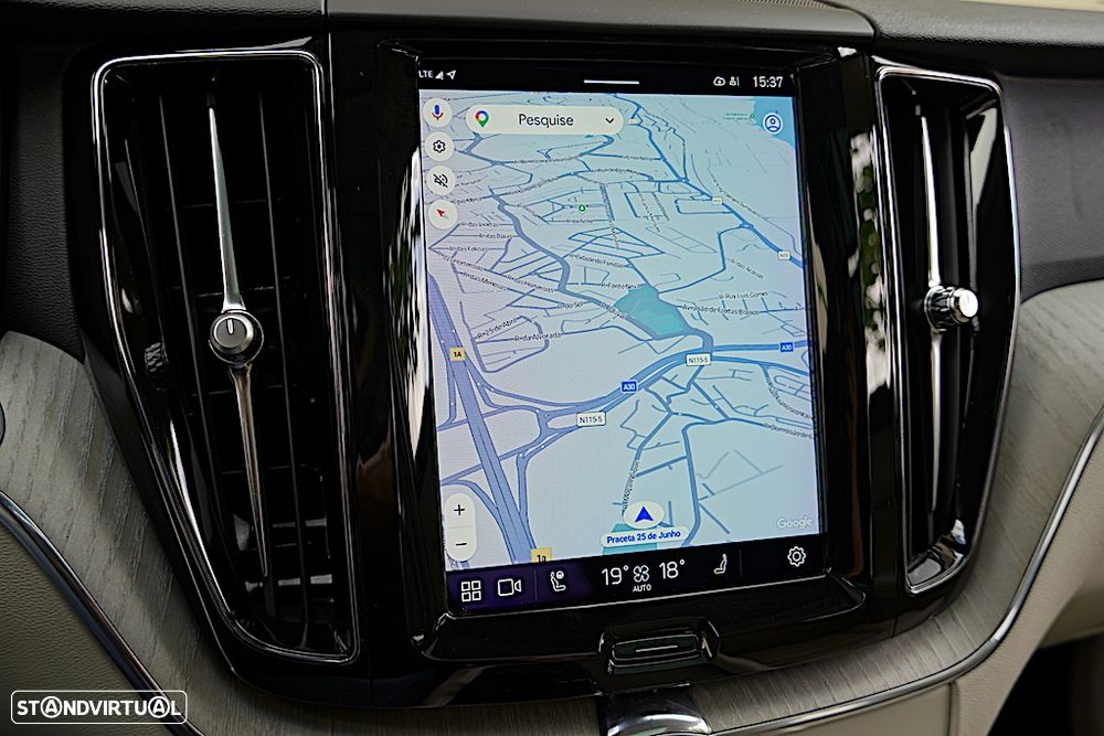 Volvo XC 60 2.0 T6 PHEV Plus Bright AWD - 42