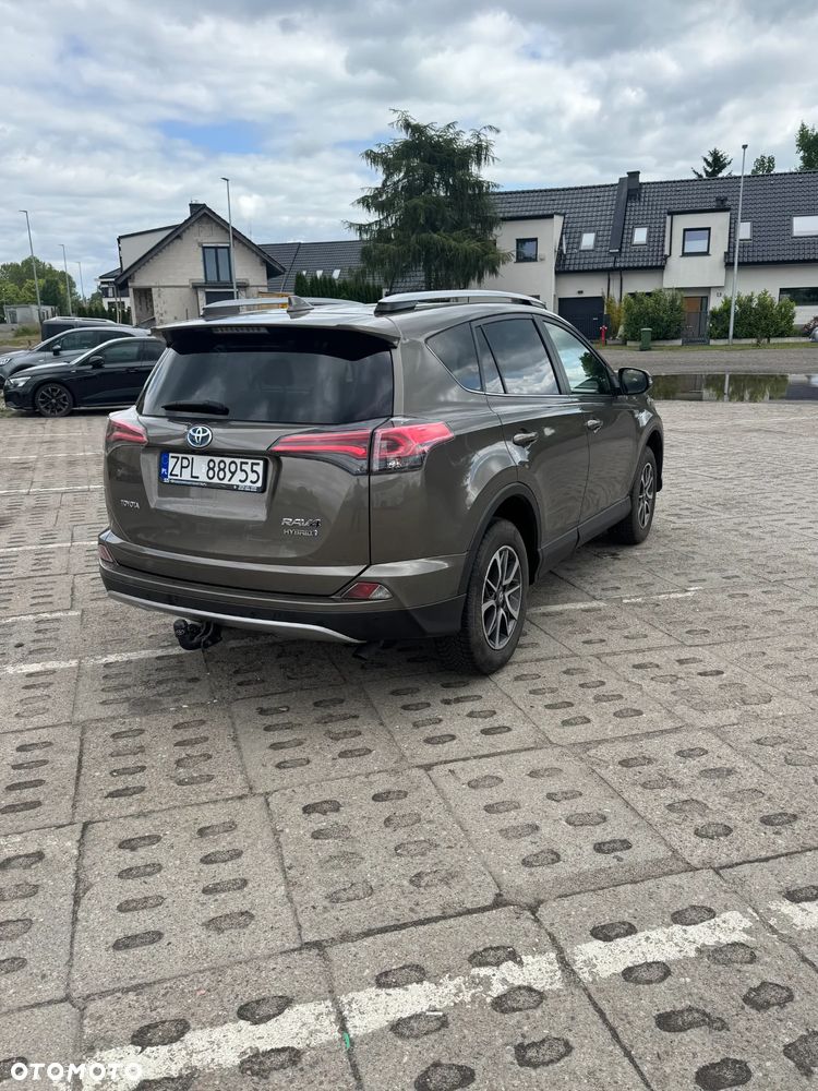 Toyota RAV4 - 14