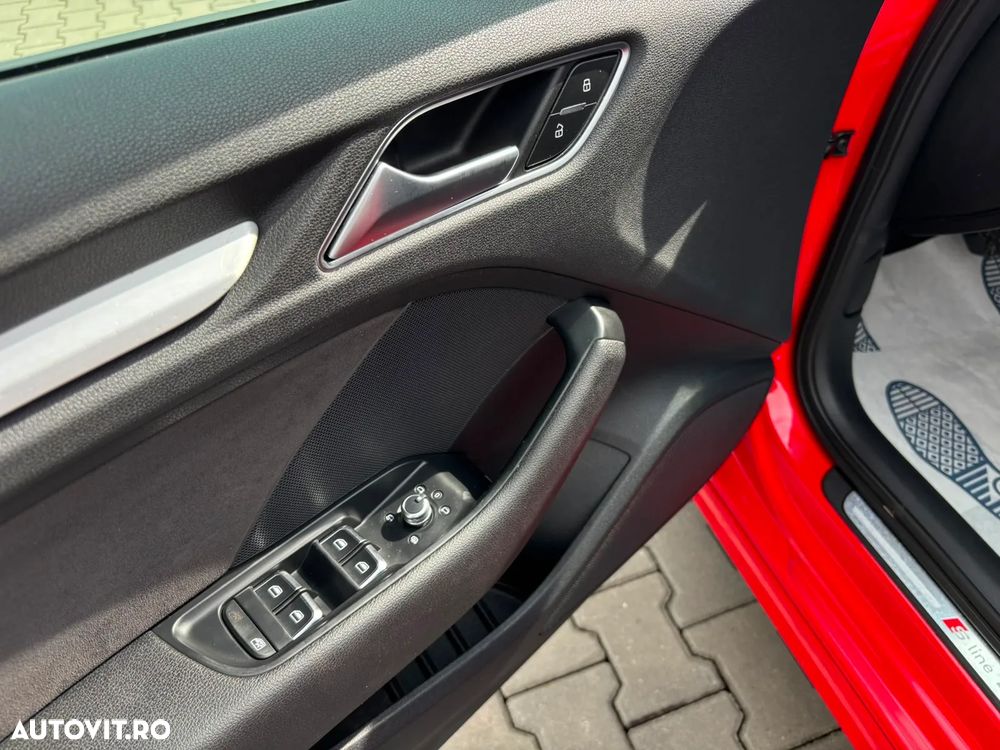 Audi A3 1.8 TFSI Quattro S tronic S line Sportpaket - 29