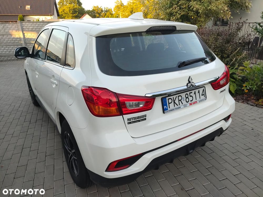 Mitsubishi ASX - 8