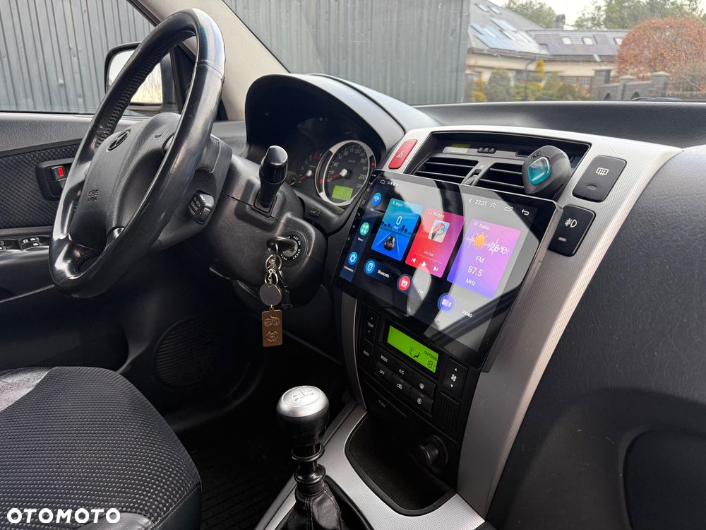 Hyundai Tucson 2.0 CRDi Premium - 5