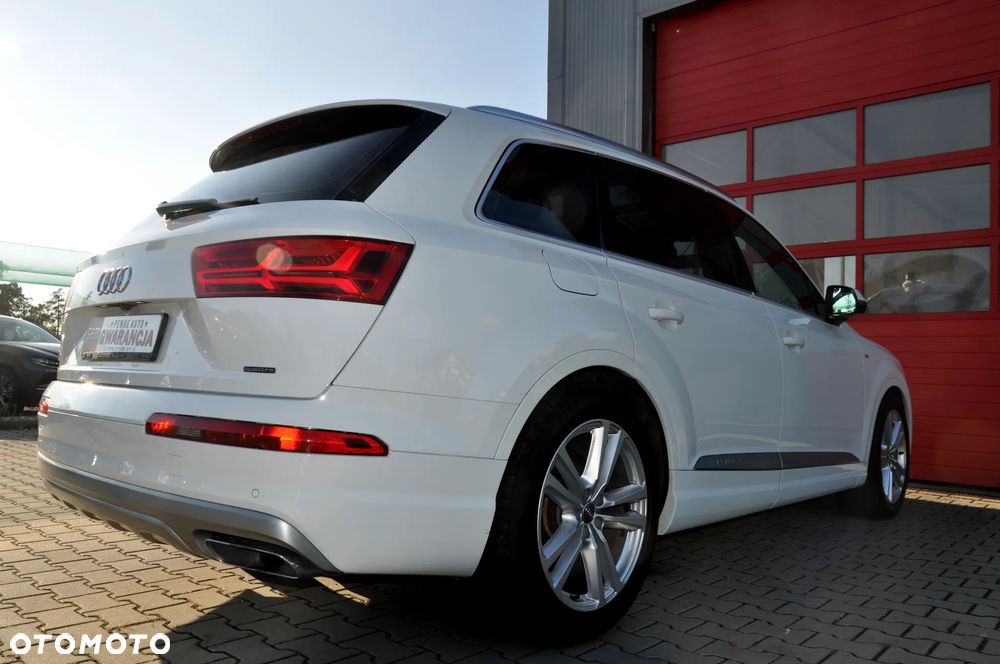 Audi Q7 - 17