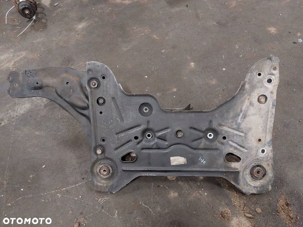 SANKI WÓZEK KOŁYSKA SILNIKA RENAULT TRAFIC II 1.9 DCI - 2