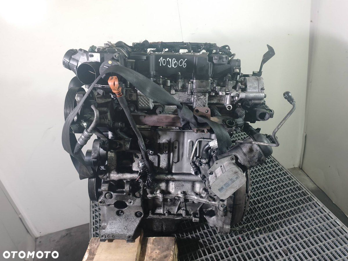 SILNIK PEUGEOT 407 10JB06 1.6 HDI - 8