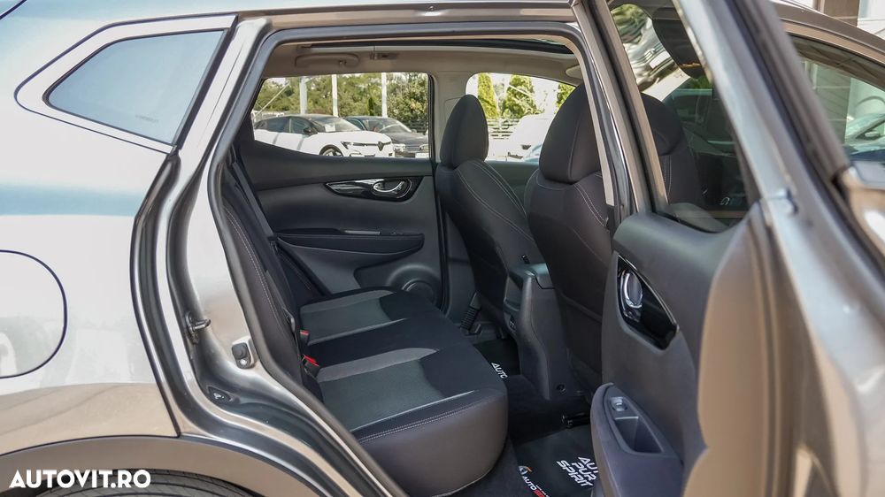 Nissan Qashqai 1.5 DCI DCT N-CONNECTA - 33