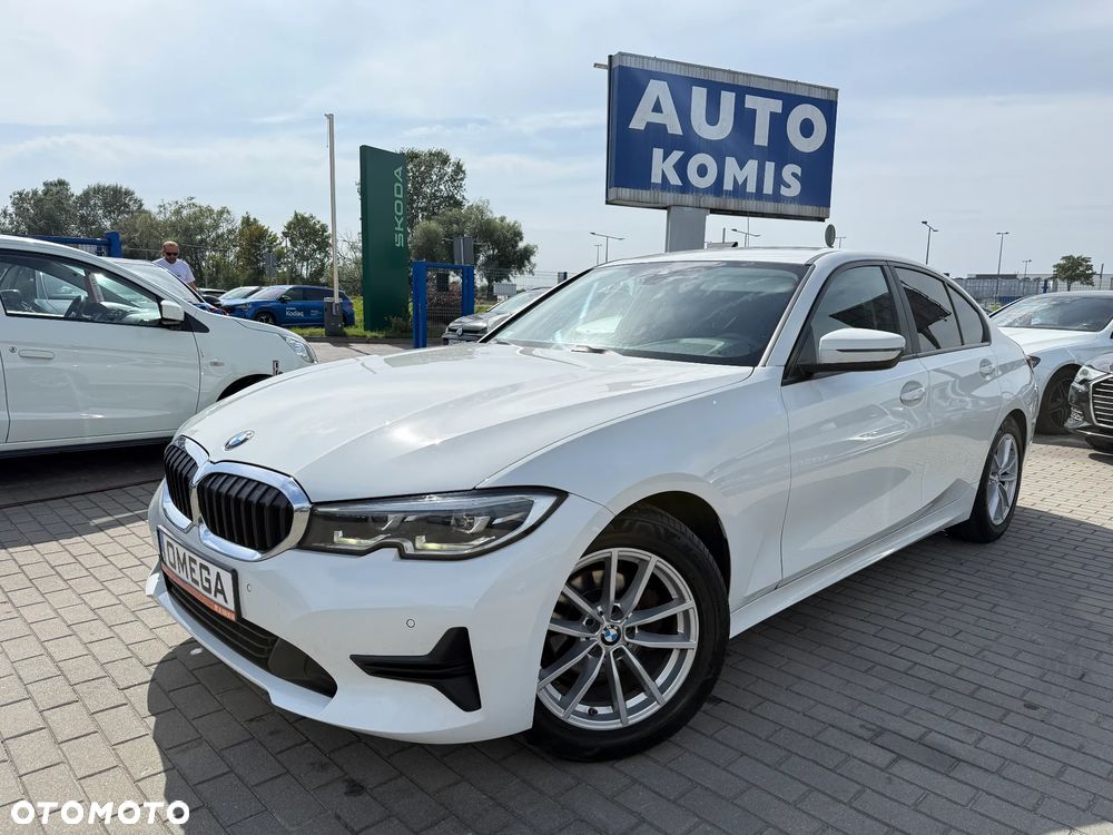 BMW Seria 3 318i - 1
