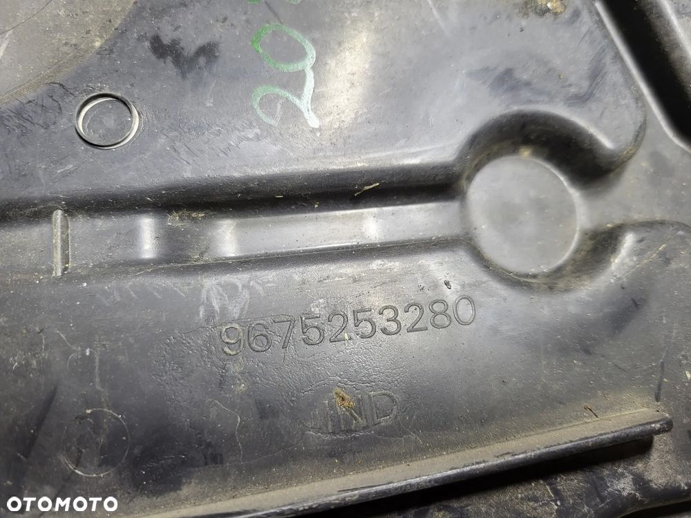 Kierownica powietrza lewa Peugeot 208 - 4