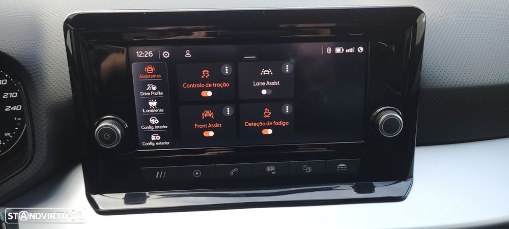 SEAT Arona 1.0 TSI FR - 24