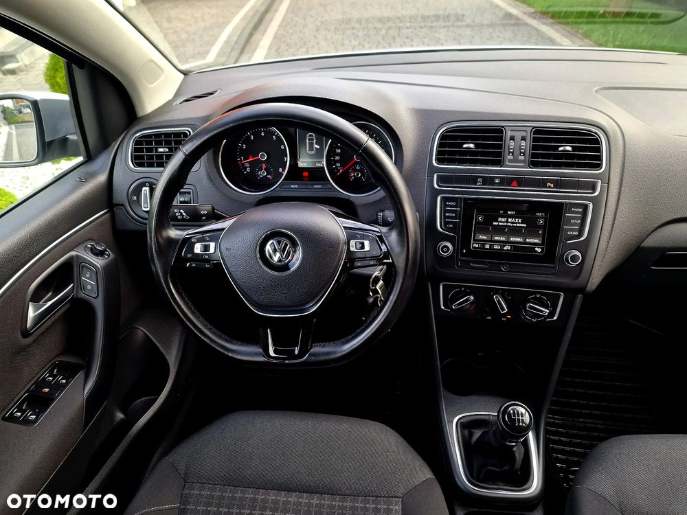 Volkswagen Polo 1.2 TSI BMT Comfortline - 28