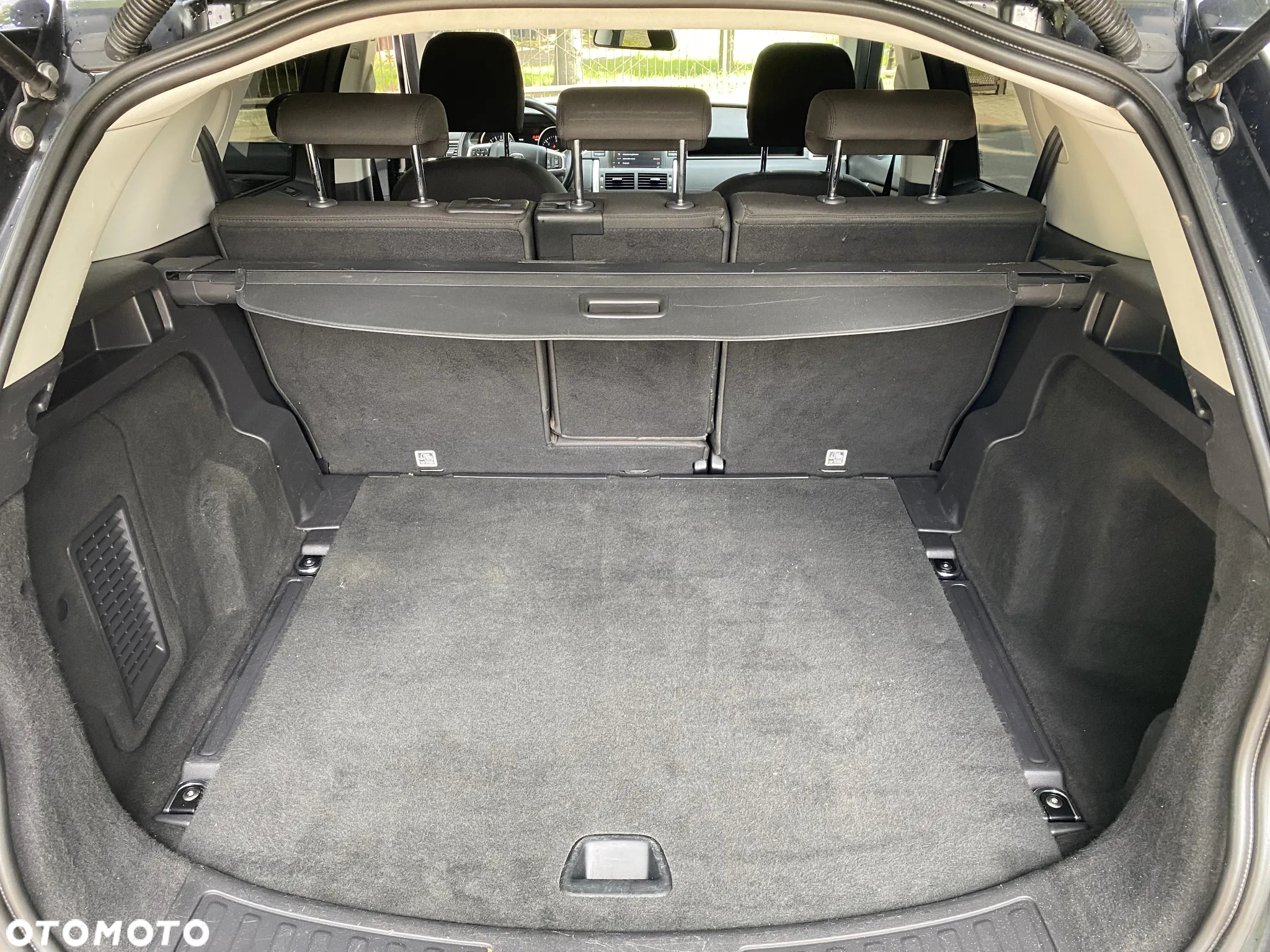 Land Rover Discovery Sport 2.0 D150 R-Dynamic SE - 22