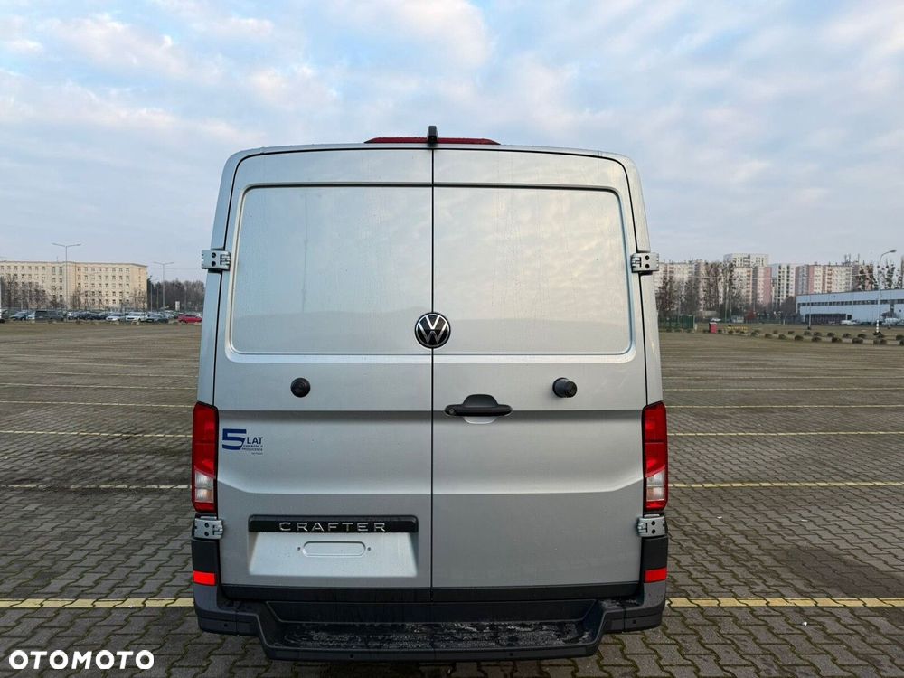 Volkswagen Crafter 35 2.0 TDI L3H3 177 KM AUTOMAT - 6